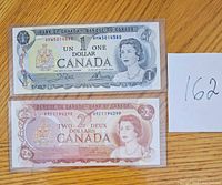 Obverse of both banknotes showing serial numbers and portraits