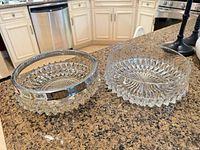 Both bowls top view on countertop