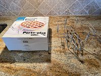 Box and trivet folded