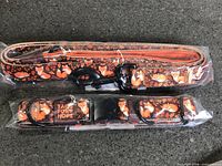 Collar and leash in packaging showing full set