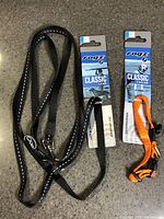 Lead and collar with packaging shown together