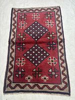 Full view of Shiraz rug showing entire design and borders