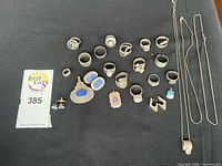 Full lot overview on black cloth