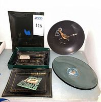 Overview of five trays and bowl