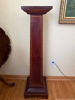 Full view of mahogany pedestal front