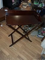 Full view of tray table on stand