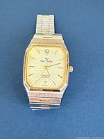 Front view showing dial, bezel, bracelet