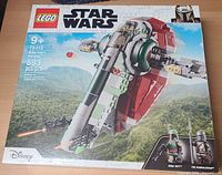 Front of sealed LEGO Star Wars 75312 box