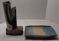 Both sculpture and platter side by side