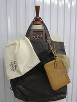 Front view of tote with accessories attached