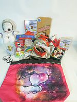 Overall shot showing all items in lot