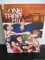 Front cover of One Tree Hill Season 1 DVD box