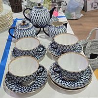 Full tea set showing pattern and piece count
