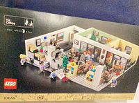 Front of sealed LEGO Ideas The Office box showing full office diorama and minifigures