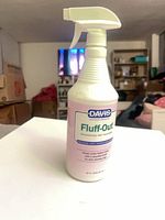 Front view of Davis Fluff-Out 32 fl oz spray bottle