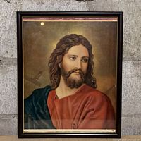 Front view of framed chromolithograph portrait of Jesus