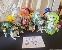 Group shot of all 11 Annalee mice