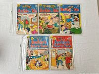Overview of all five bagged Archie comics