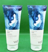 Front view showing two tubes of Voir Rhythm of the Rain hair masque 200mL