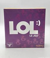 Front of LOL :) Le Jeu board game box
