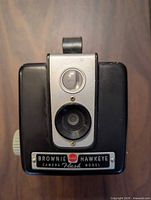 Front view of Brownie Hawkeye Flash Model
