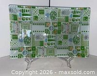 Front view of fused glass tray on stand