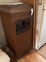 Full view of Edison wooden phonograph cabinet