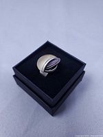 Ring on gift box, showing overall design