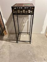 Full view of metal stand