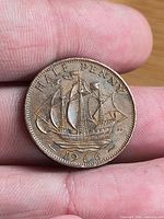 Reverse of 1966 half penny showing Golden Hind ship and date