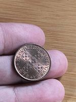 Obverse with coat of arms and legend REPUBLICA PORTUGUESA