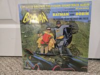 Front cover Batman soundtrack vinyl LP