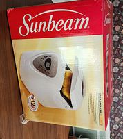 Front of Sunbeam breadmaker retail box
