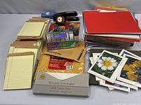 Overview of pads, folders, tapes, mailers, envelopes