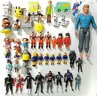 Full lot overview showing all assorted figures