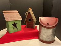 Mailbox and two birdhouses front view