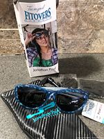 Sunglasses, case, box, accessories overview