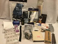 Full lot overview showing all grooming and care items