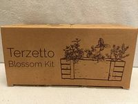 Front of Terzetto Blossom Kit box