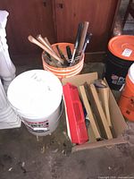 Overview of buckets with tools and box