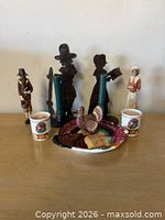 Full view of all Thanksgiving decor items