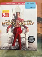 Front cover of The Hunger Games: Mockingjay Part 2 combo case