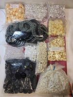 Overview of all bagged beads and buttons