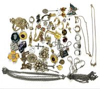 Full layout of all costume jewelry pieces