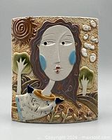 front view showing entire relief design