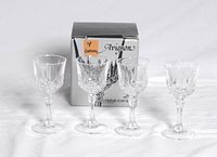 Four Avignon cordial glasses with box