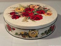 Top view showing floral lid design