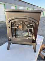 Front view of Prokonian SP5295 electric fireplace heater