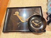 Tray and bowl together showing size and motif