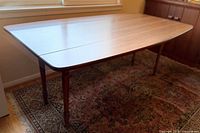 Full view of table fully extended